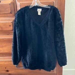 Eyelash couture Women’s black V-neck sweater size large NWOT